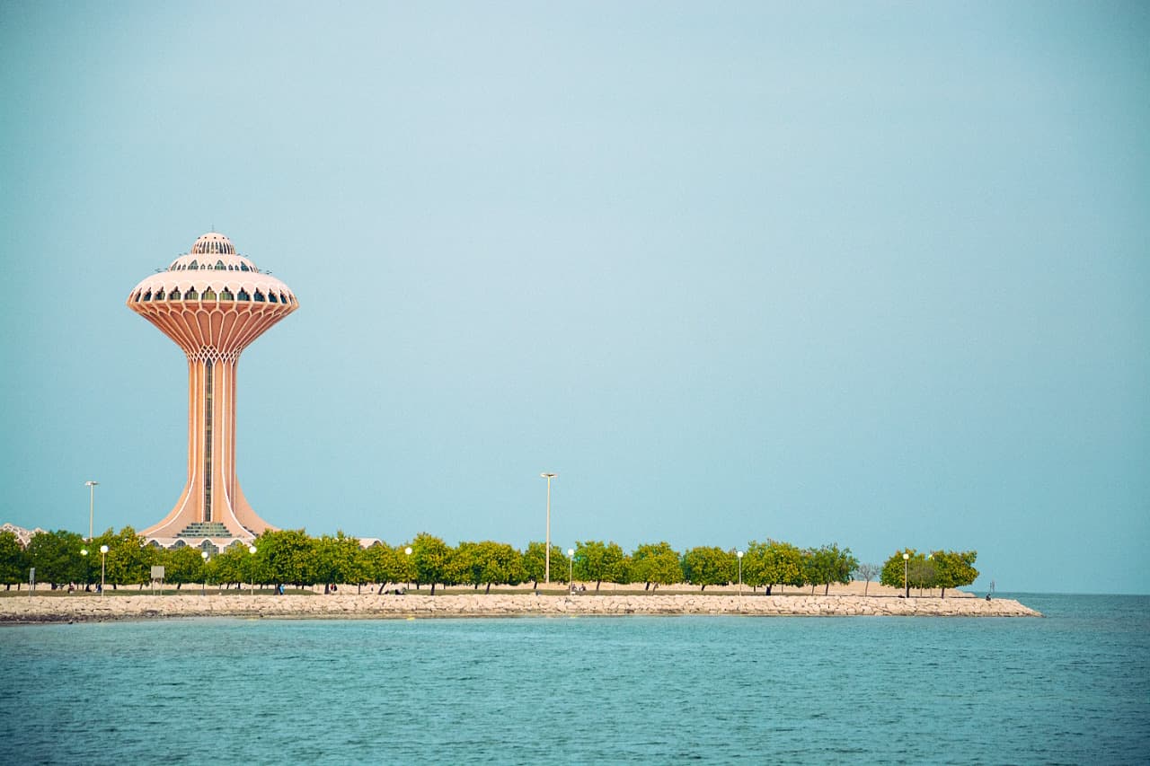 De la corniche d'Al Khobar au Centre du Roi Abdulaziz pour la culture mondiale « Ithra »