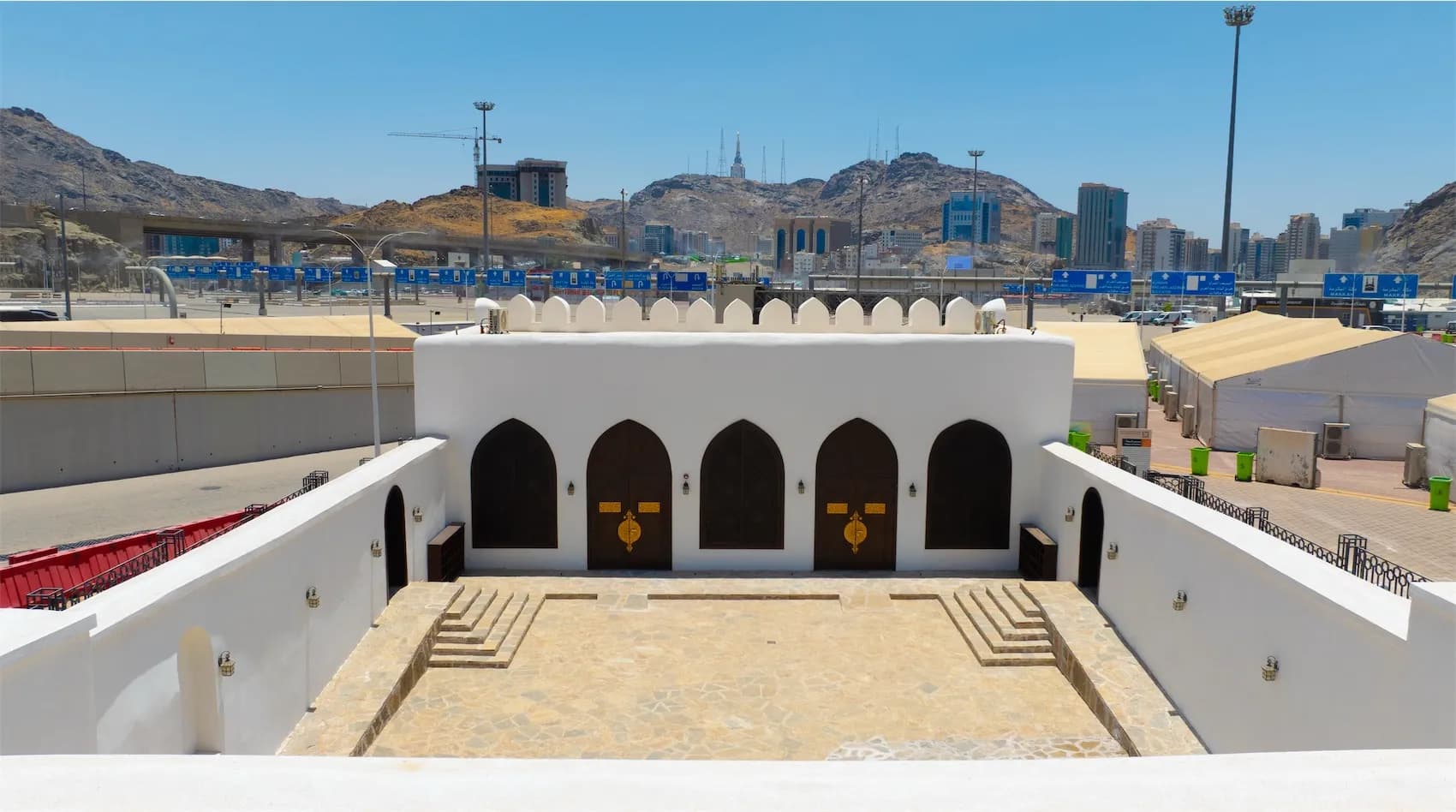 Une visite des mosquées historiques de La Mecque, de la mosquée des Djinns à la mosquée de l'Allégeance.