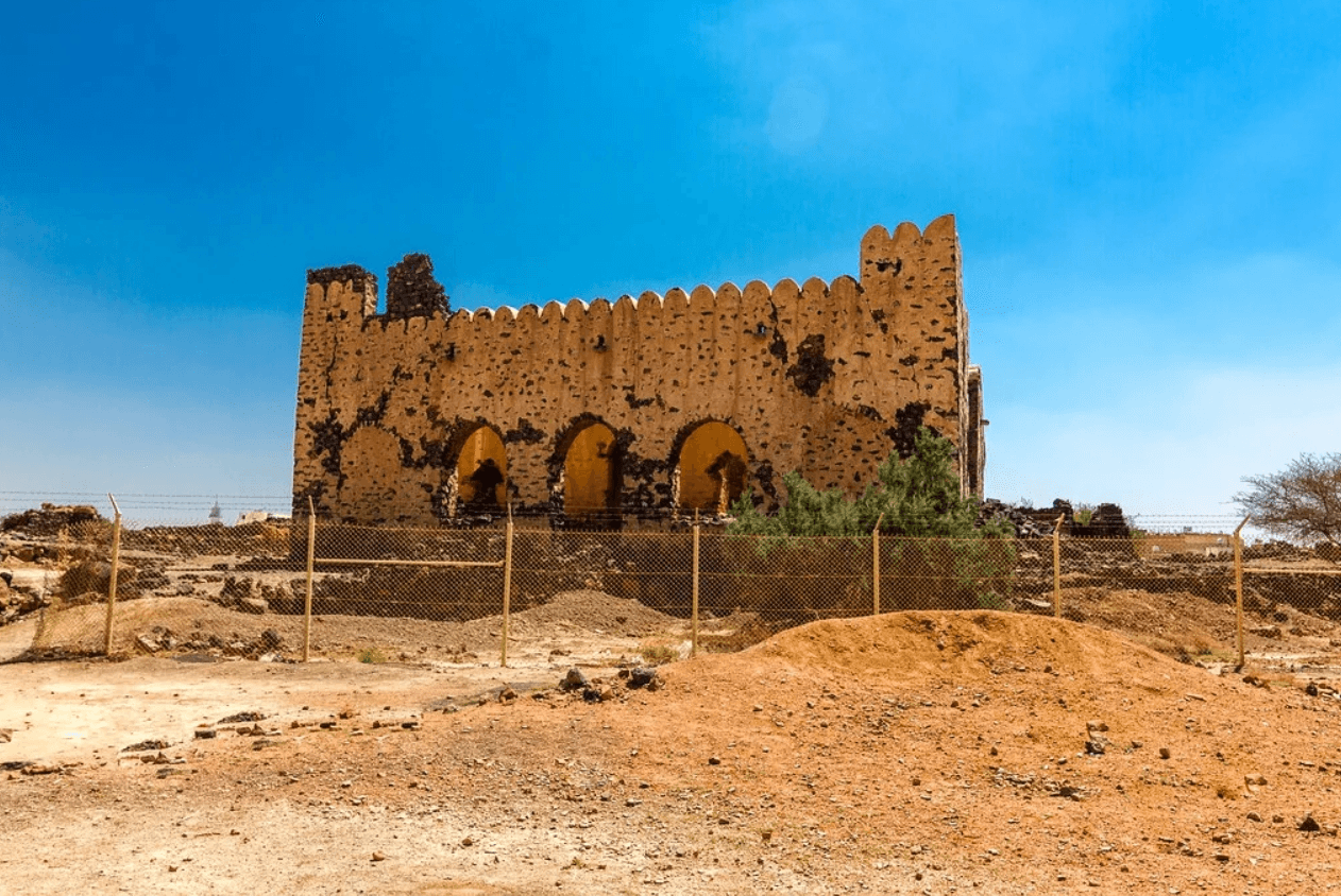Entre les rives de la vallée et les maisons d'Al-Maghsila