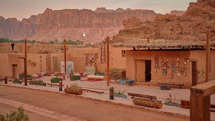 Visite des merveilles d'Al-Ula : la montagne de l'Éléphant et la vieille ville