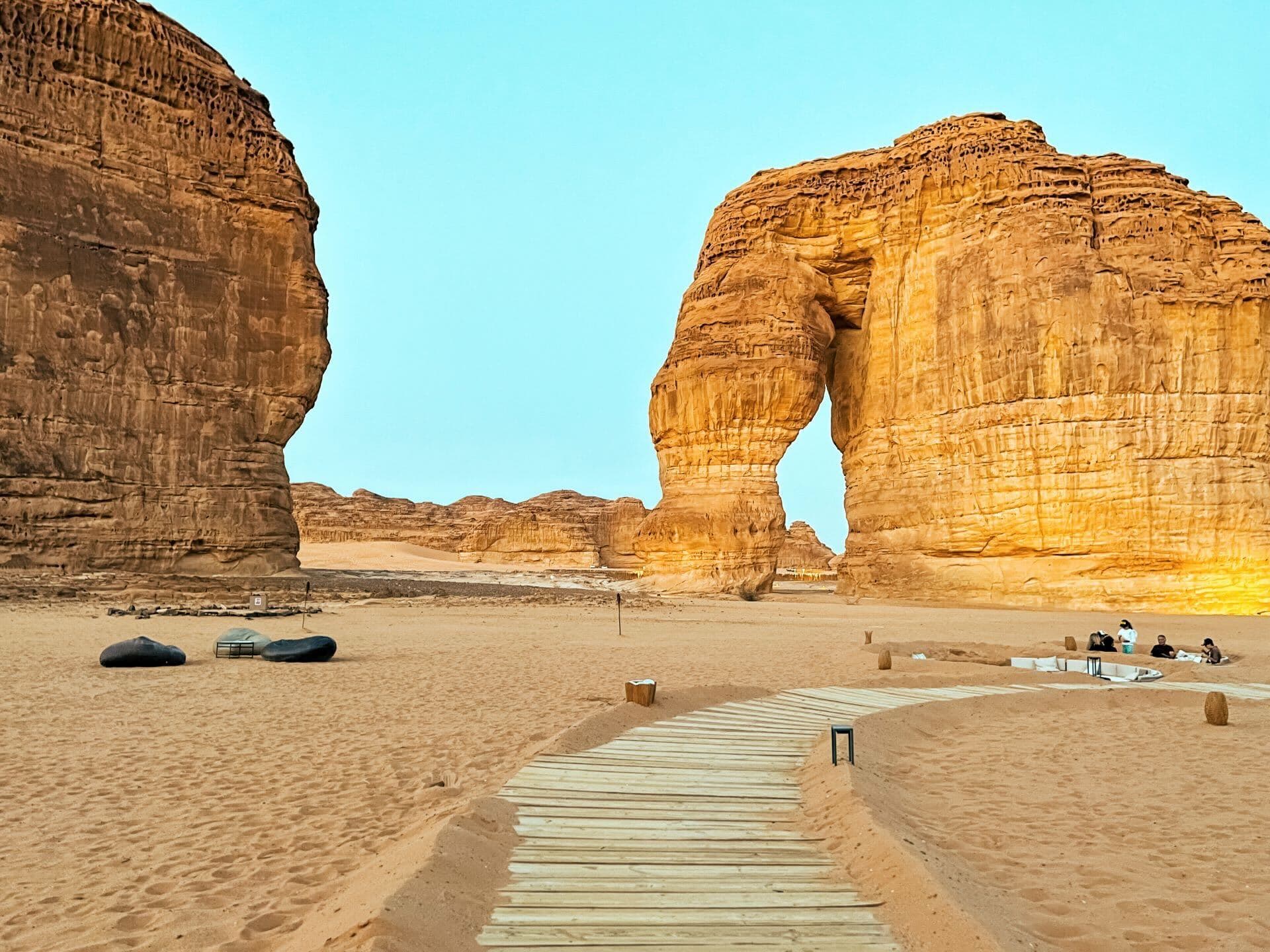 Visite des merveilles d'Al-Ula : la montagne de l'Éléphant et la vieille ville