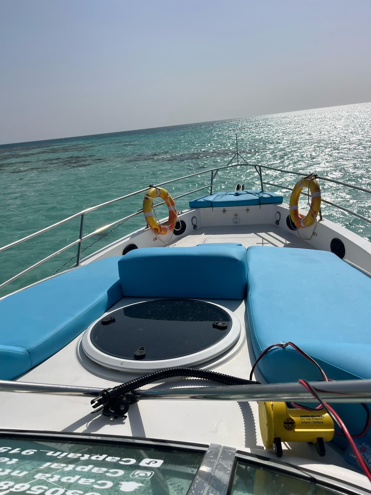 Réservez le bateau entier pour une excursion à l'île de Bayada au départ de Djeddah pour un groupe de 8 personnes maximum.
